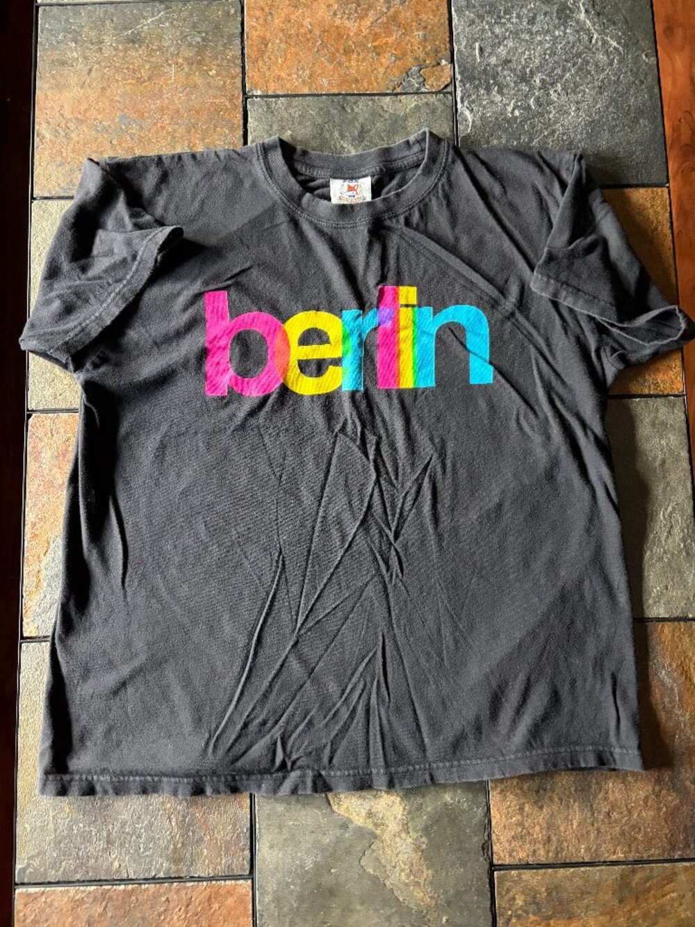 Fox Originals Berlin Graphic Tee - Factory Distressed Streetwear T-Shirt Size M